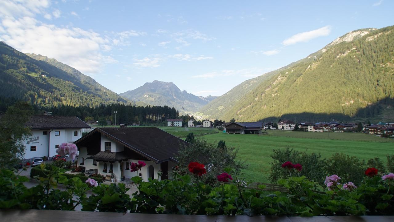 Haus Groeblacher Mayrhofen Exterior photo