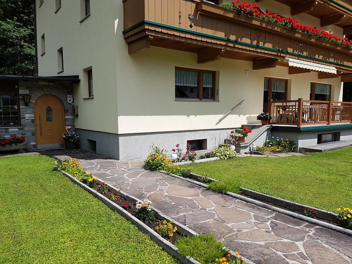 Haus Groeblacher Mayrhofen Exterior photo